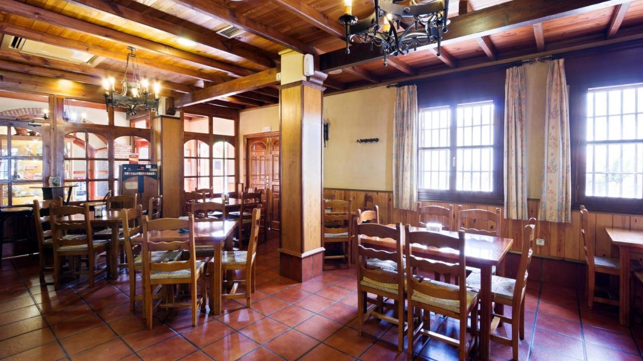 Labella - Hostal Rural Restaurante La Calahorra Bagian luar foto