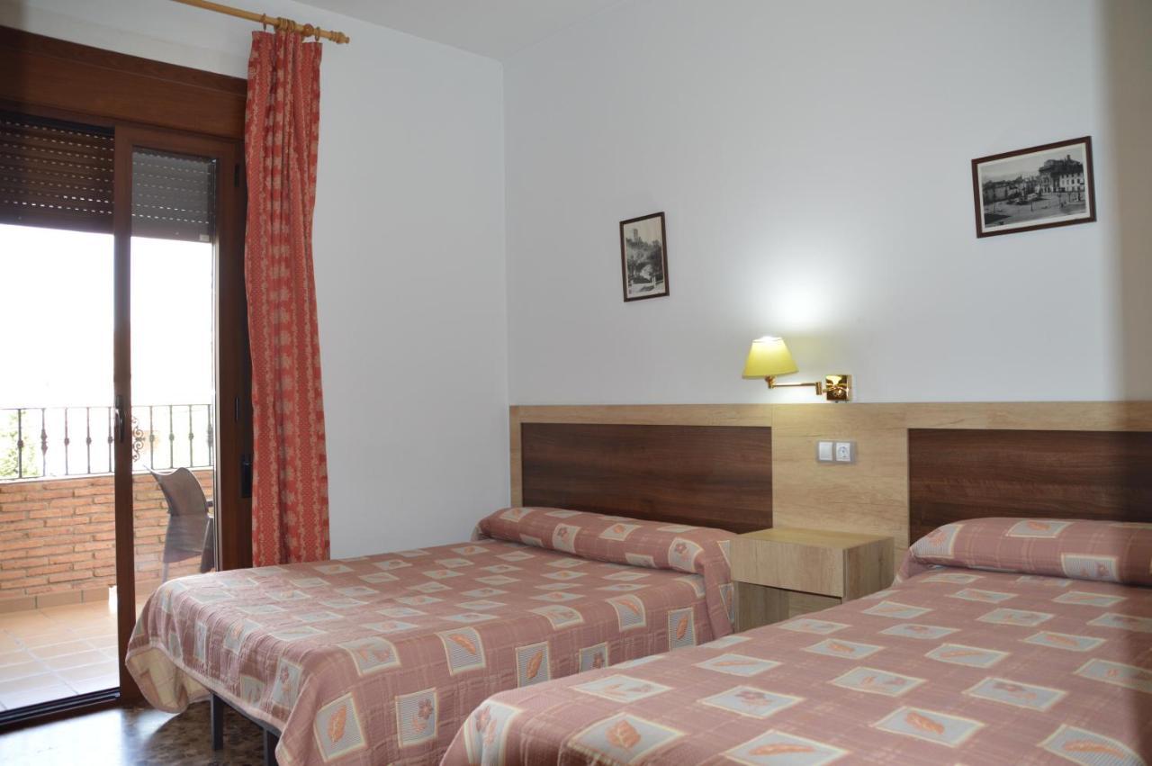 Labella - Hostal Rural Restaurante La Calahorra Bagian luar foto